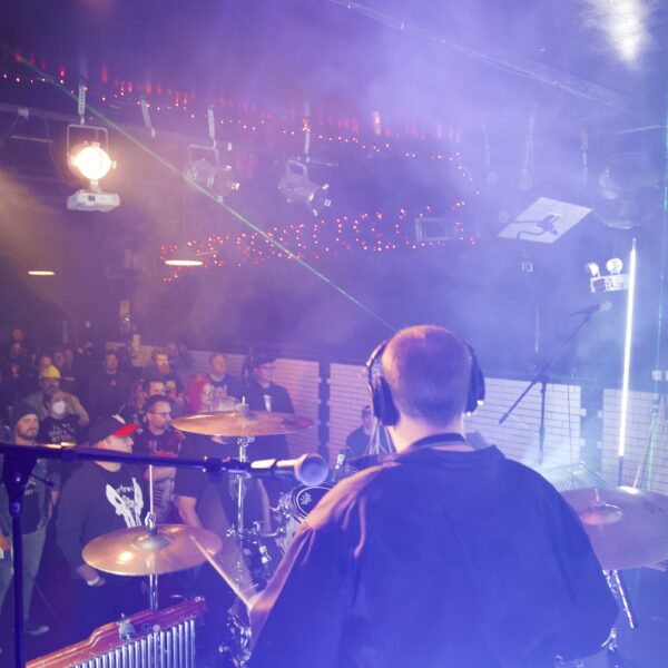 Opening for Bob Log III - we came to play.